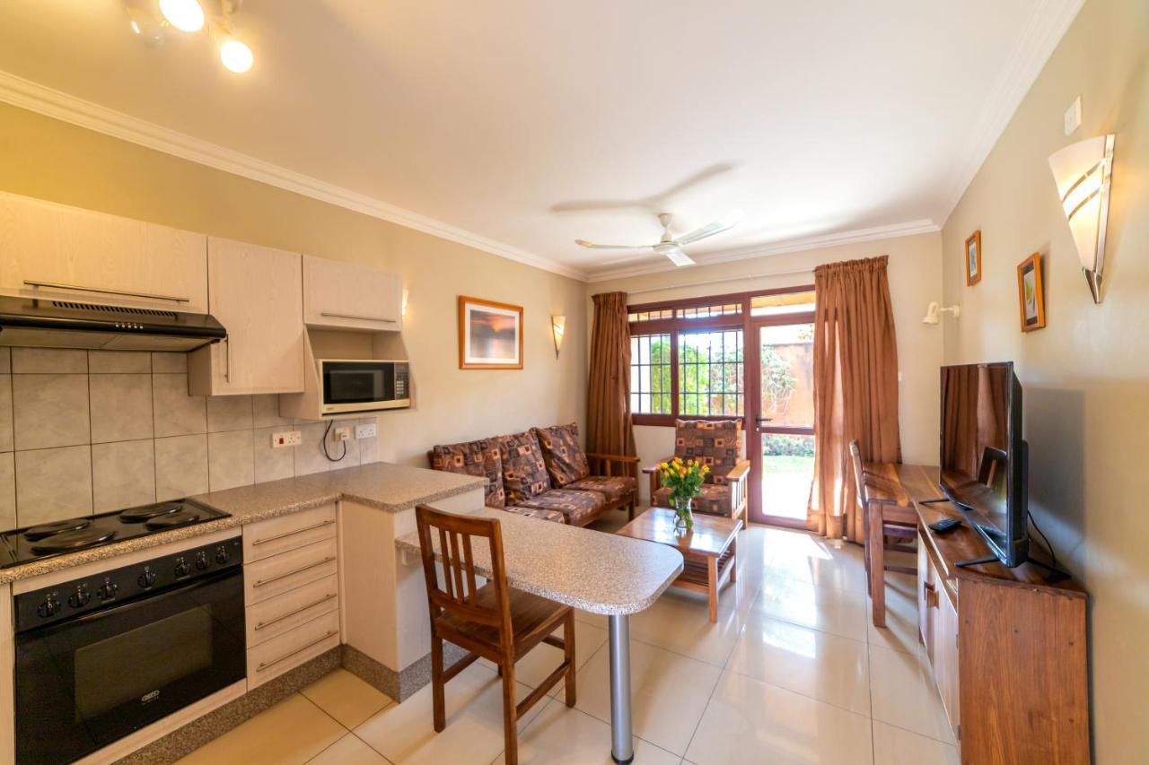 Shakespeare Court Serviced Apartments ルサカ エクステリア 写真