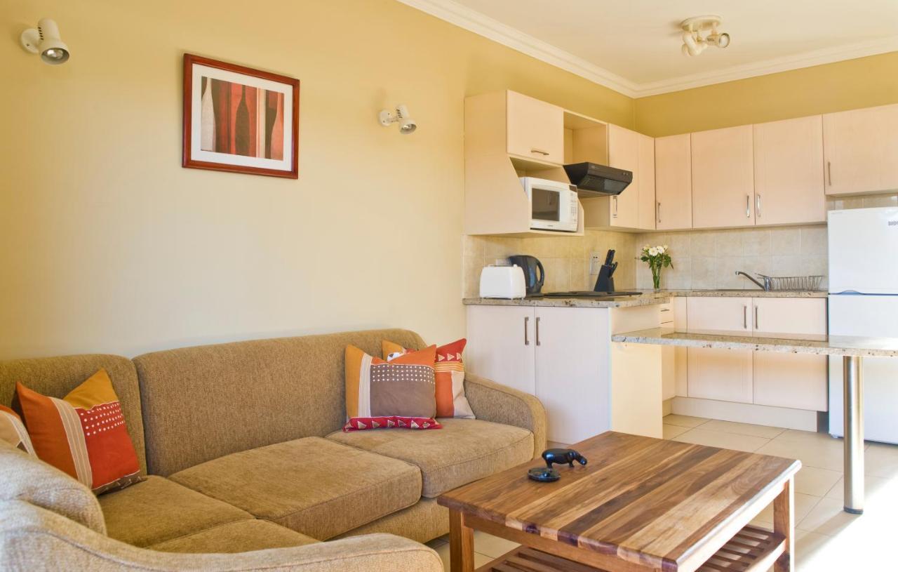 Shakespeare Court Serviced Apartments ルサカ エクステリア 写真