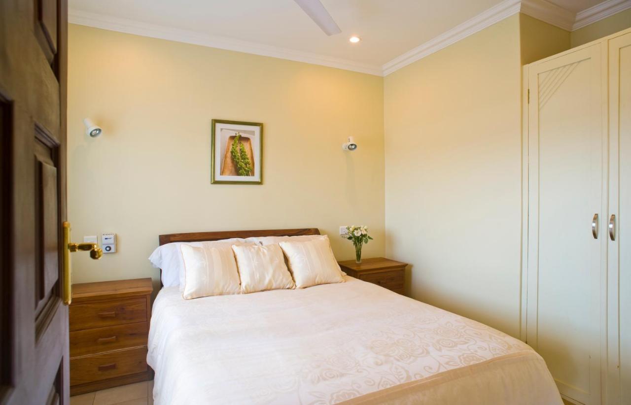 Shakespeare Court Serviced Apartments ルサカ エクステリア 写真