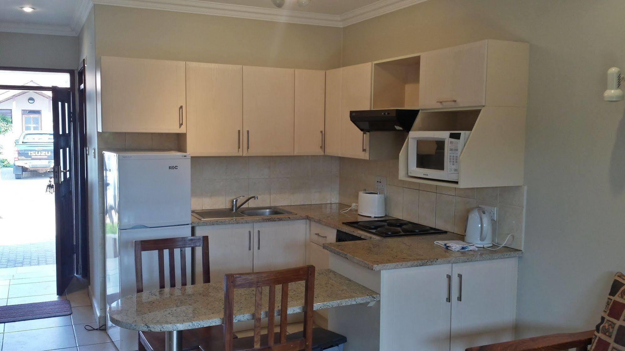 Shakespeare Court Serviced Apartments ルサカ エクステリア 写真